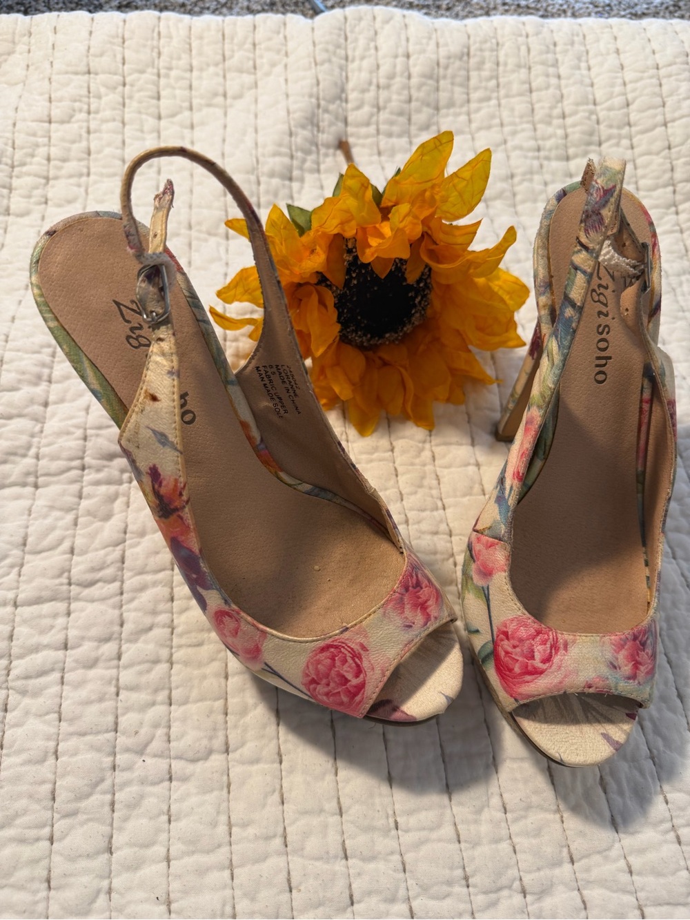 Soho Floral Slingback Peep-Toe Heels in Cream and Pink